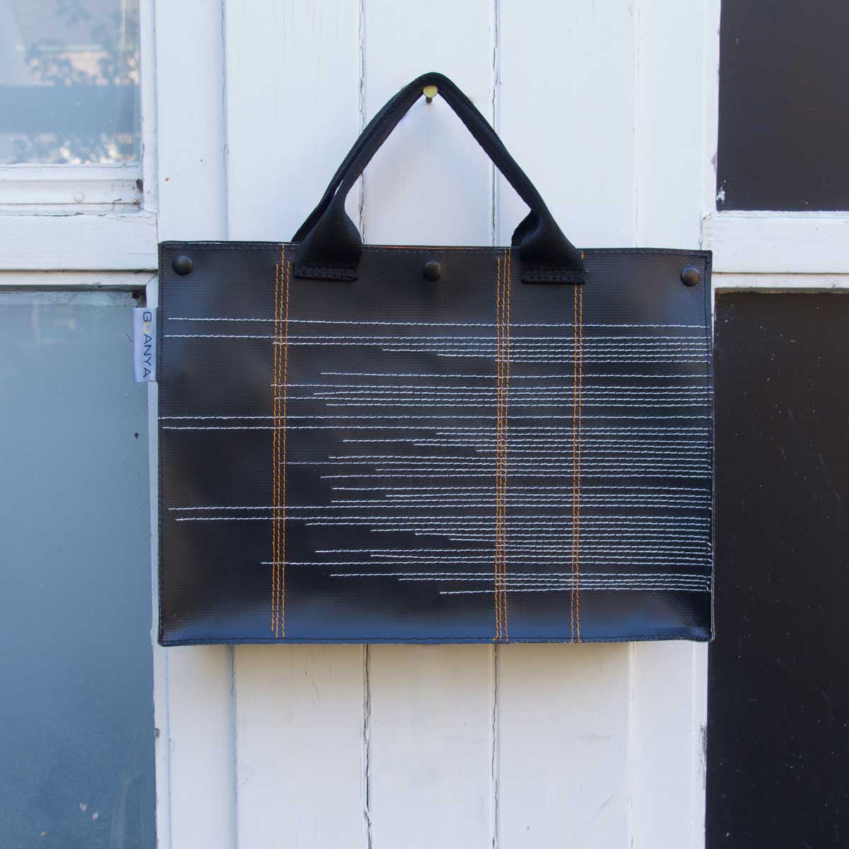 Tas handgemaakt Out of Line 002